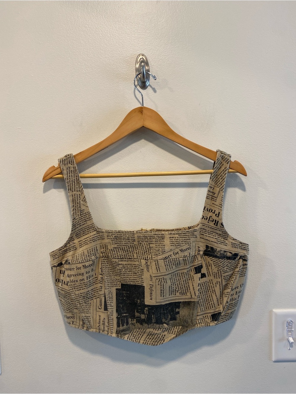 et clet Womens Newspaper Print Corset Crop Top Size Large festival